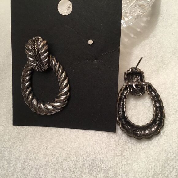Oxidized Silvertone Leaf Door Knocker Earrings - Picture 3 of 5